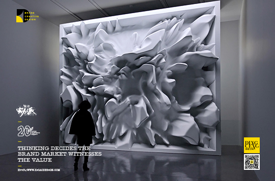 創意的極致表現通過什么方式表現？又是怎樣突出美感？